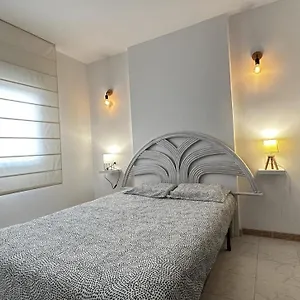 https://apartamento-de-playa-en-santa-margarita-roses.catalonia-hotels.com